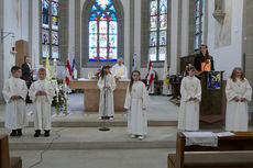 Feier der 1. Heiligen Kommunion in Sankt Crescentius (Foto: Karl-Franz Thiede)